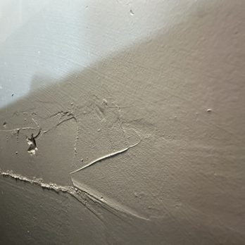 Hotel Hi-Ho - More wall damage - Hotels Near Me - Fairfield, Connecticut Hotel Hi-Ho - More wall damage - Hotels Near Me - Fairfield, Connecticut