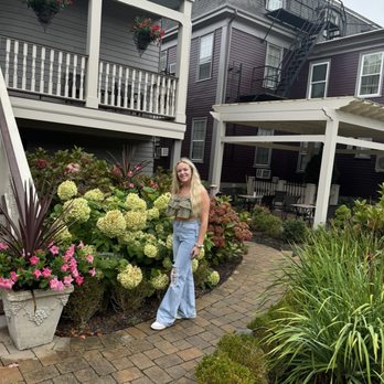 Hydrangea House Inn - Hotels Near Me - Newport, Rhode Island Hydrangea House Inn - Hotels Near Me - Newport, Rhode Island
