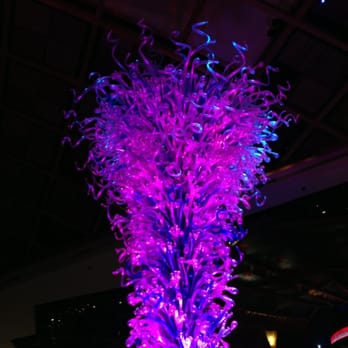 Mohegan Sun - Glass art. - Hotels Near Me - Uncasville, Connecticut Mohegan Sun - Glass art. - Hotels Near Me - Uncasville, Connecticut