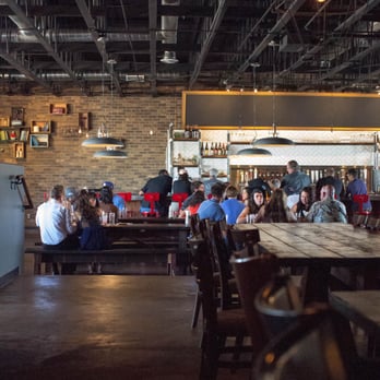 Common Theory - Large, open space with both private and communal tables - Gastropubs Near Me - San Diego, California