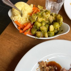 Mai Fitz's - Veg and Mash