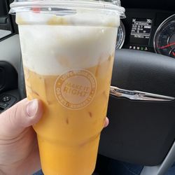 Dunkin' - Mango Pineapple Daydream Dunkin' Refresher
