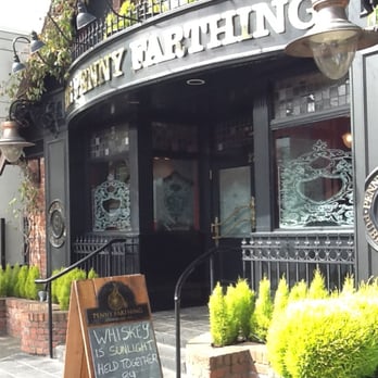 Penny Farthing Public House - Storefront view and entrance. - Pubs Near Me - Victoria, British Columbia