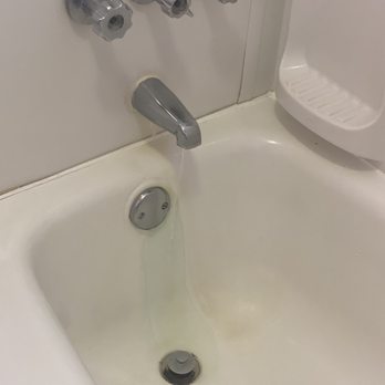 Atomic Motel - Constant dripping faucet - Hotels Near Me - Astoria, Oregon