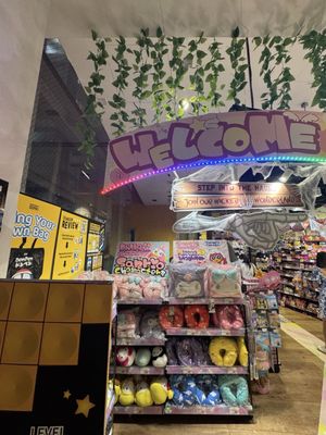 DON DON DONKI Orchard Central by null