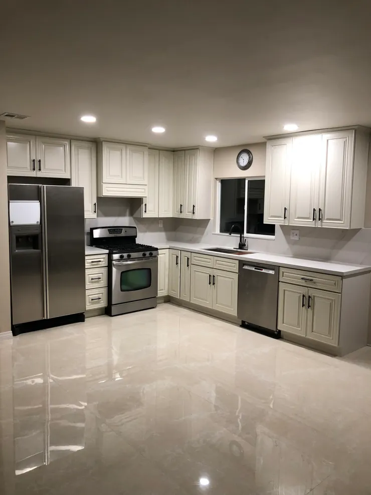 Slide of E&E Construction and Remodeling