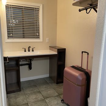 Robinhood Resort - Big Bear Lake, CA