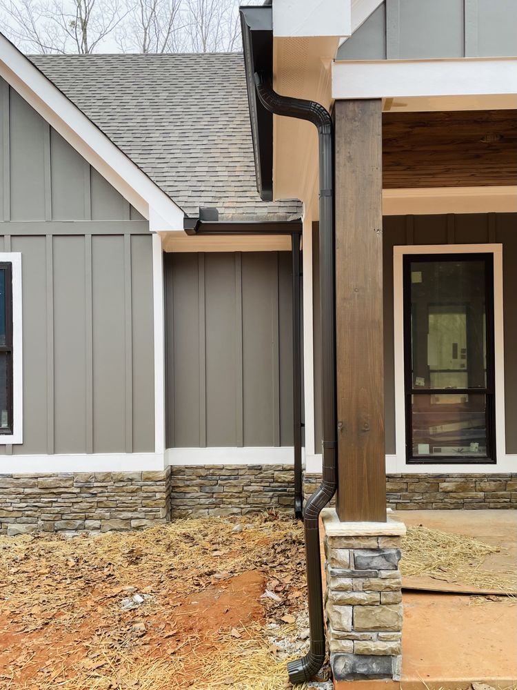 MILLS GUTTER SERVICE Updated October 2024 112 Photos 102 Library