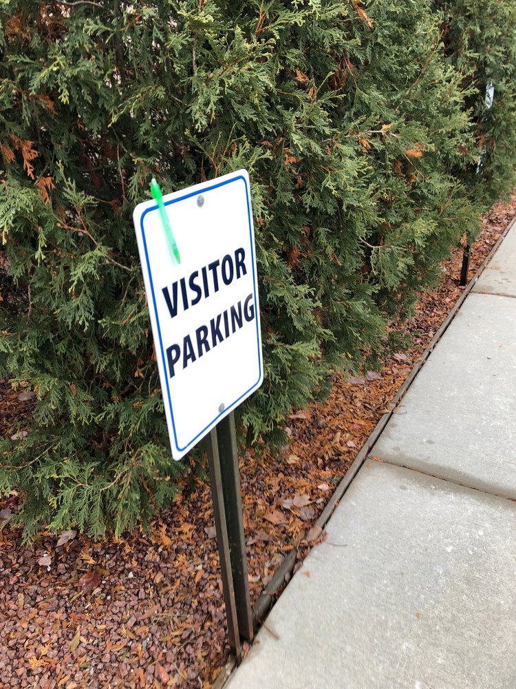US POST OFFICE W156N11301 Pilgrim Rd, Germantown, Wisconsin Post