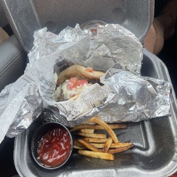 Latin Gyros - Lamb gyro. - Greek Near Me - Luquillo, Puerto Rico Latin Gyros - Lamb gyro. - Greek Near Me - Luquillo, Puerto Rico