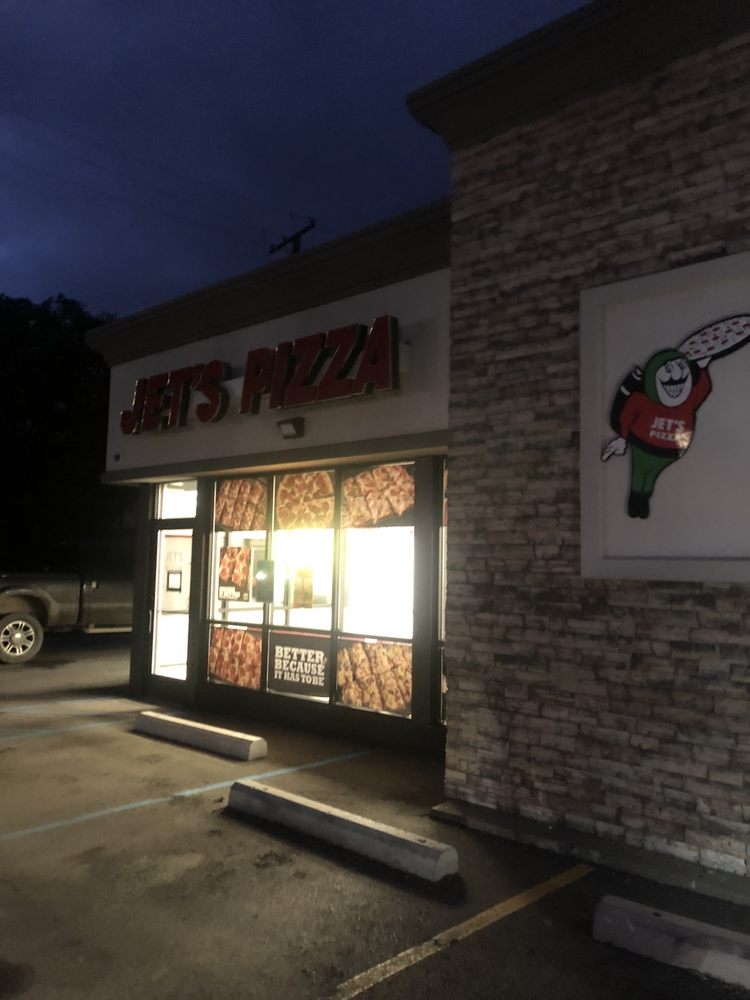 Jet's Pizza Logo