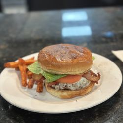 Mad Hatter - Bacon cheeseburger