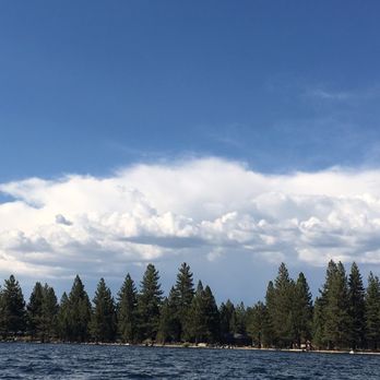 Twin Lakes Resort - Evening fishing on the lake. Beautiful clouds and scenery. - Fishing Near Me - Bridgeport, California Twin Lakes Resort - Evening fishing on the lake. Beautiful clouds and scenery. - Fishing Near Me - Bridgeport, California