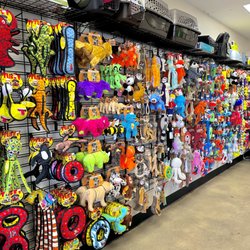 Treats Natural Pet Marketplace - A Great Selection of Toys!