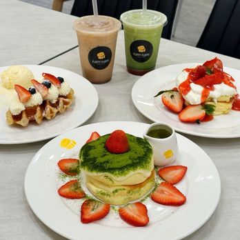 Fluffy Fluffy - Signature Croffle, Nutella Hazelnut Latte, Matcha Strawberry Latte, Strawberry Pancake, Matcha Tiramisu Pancake - Desserts Near Me - Tustin, California