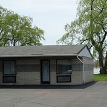 Colony Motel - We are on the Lake! - Hotels Near Me - Algonac, Michigan Colony Motel - We are on the Lake! - Hotels Near Me - Algonac, Michigan