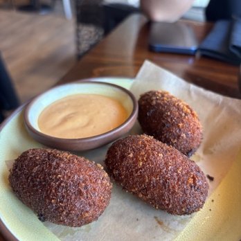 La Marcha Tapas Bar - Spanish Near Me - Berkeley, California