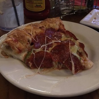 Moretti's Ristorante and Pizzeria - Traditional with asiago cheese stuffed crust Pizza! - Italian Near Me - Chicago, Illinois