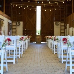 Alicia Horn Weddings - Barn ceremony decor