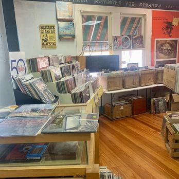 StingRay Records - Vinyl Records Near Me - New Braunfels, Texas StingRay Records - Vinyl Records Near Me - New Braunfels, Texas