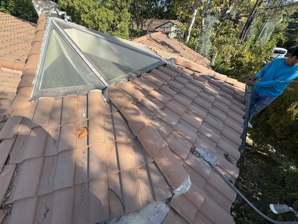 Slide of Dilligent Roofing