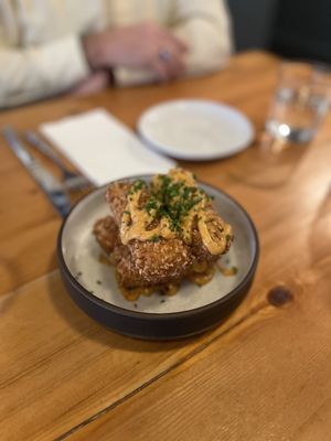 Chomp Kitchen and Drinks by null