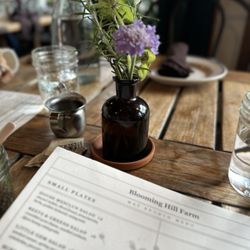 Blooming Hill Farm - Nice Decoration