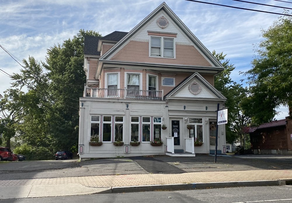 ELEVATIONS SALON Updated September 2024 221 Park Rd, West Hartford