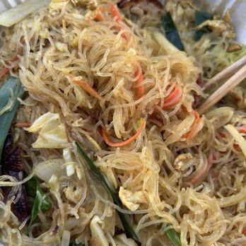 Lotus Ramen & Hibachi - Singapore noodle with duck Udon with shrimp - Desserts Near Me - Kapaʻa, Hawaii Lotus Ramen & Hibachi - Singapore noodle with duck Udon with shrimp - Desserts Near Me - Kapaʻa, Hawaii