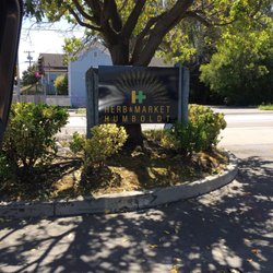 Herb and Market Humboldt - local collective opened earth day 2020