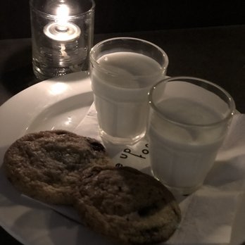 Cafe Robey - Warm milk with cookies - Breakfast & Brunch Near Me - Chicago, Illinois