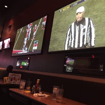 Buffalo Wild Wings - Games Is On! - Sports Bars Near Me - Houston, Texas