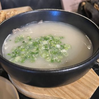 Master Kim's Tofu House - Seolleong-tang (a simmered beef and ox bone soup) - Korean Near Me - Las Vegas, Nevada Master Kim's Tofu House - Seolleong-tang (a simmered beef and ox bone soup) - Korean Near Me - Las Vegas, Nevada