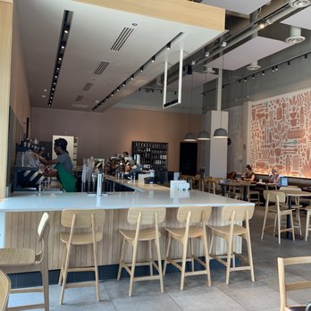 Starbucks - Inside - Coffee & Tea Near Me - Willoughby, Ohio