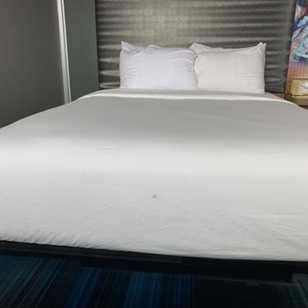Aloft by Marriott Broomfield Denver - Told a day AFTER check in that no turn down service for 5 days. They re-used the same sheets on day 5 - Hotels Near Me - Broomfield, Colorado Aloft by Marriott Broomfield Denver - Told a day AFTER check in that no turn down service for 5 days. They re-used the same sheets on day 5 - Hotels Near Me - Broomfield, Colorado