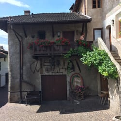 Eingang von der Straße