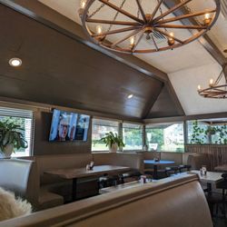 Lilli’s Ranch House & Creamery - TV that has random daytime talk shows with volume on?!