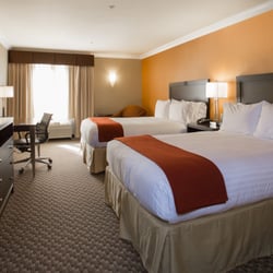 Holiday Inn Express Castro Valley - Two Queen Bed Guest Room