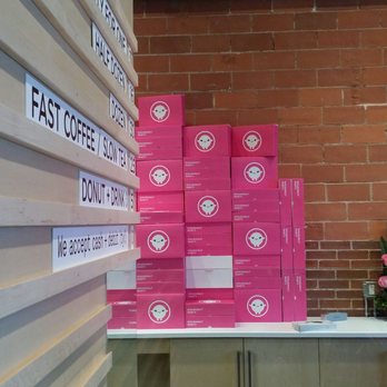 Doughnut Party - Simple but beautiful decor - Donuts Near Me - Edmonton, Alberta Doughnut Party - Simple but beautiful decor - Donuts Near Me - Edmonton, Alberta