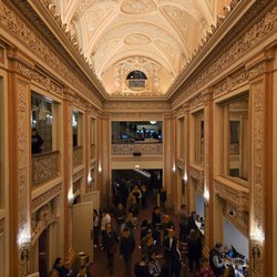 user provided Chicago Theatre photo