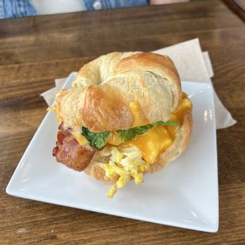 Decadent A Coffee and Dessert Bar - Wine Bars Near Me - Fulton, Maryland