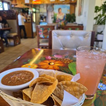 Los Olivos Mexican Restaurant - Really cute little place - Mexican Near Me - Albuquerque, New Mexico Los Olivos Mexican Restaurant - Really cute little place - Mexican Near Me - Albuquerque, New Mexico