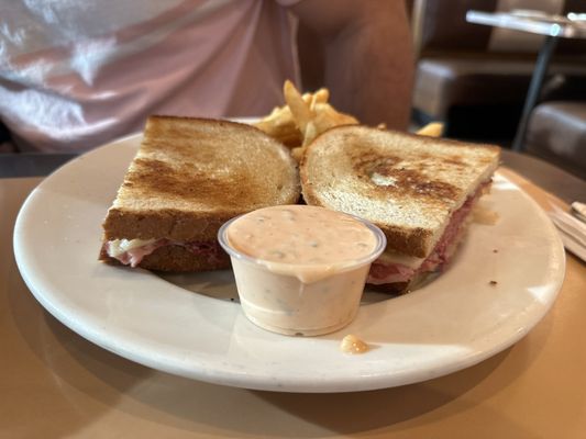 Red Line Diner by null