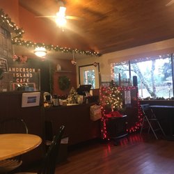 Anderson Island Cafe - Island lunch stop
