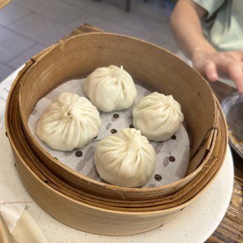 Dumpling Home - Shrimp and Loofah Xiao Long Bao - Dim Sum Near Me - San Francisco, California Dumpling Home - Shrimp and Loofah Xiao Long Bao - Dim Sum Near Me - San Francisco, California