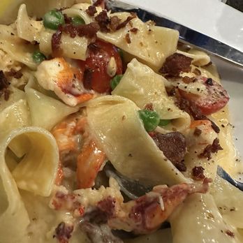 BAY POINTE WATERFRONT RESTAURANT - Updated August 2024 - 410 Photos ...