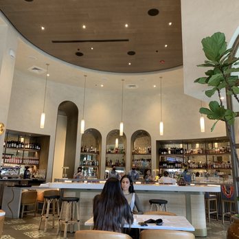 et al. - Breakfast & Brunch Near Me - Honolulu, Hawaii