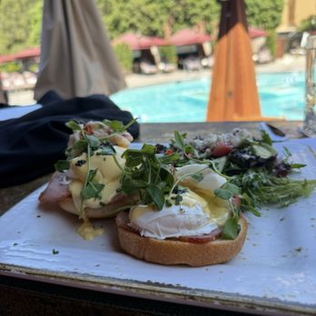GCH Craftsman Bar - Lobster Benedict - Bars Near Me - Anaheim, California