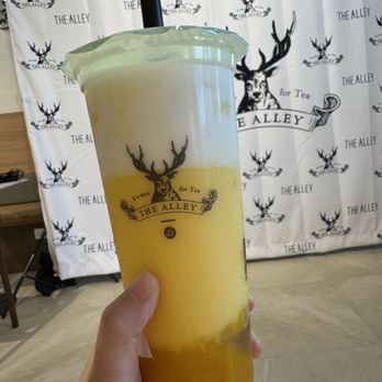 The Alley - Mango coconut milk smoothie - Bubble Tea Near Me - Austin, Texas The Alley - Mango coconut milk smoothie - Bubble Tea Near Me - Austin, Texas