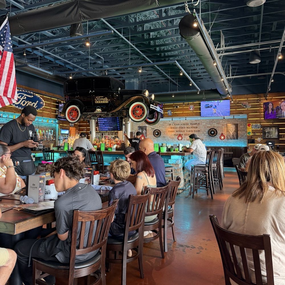 Ford's Garage Oviedo - Burgers Near Me - Oviedo, Florida Ford's Garage Oviedo - Burgers Near Me - Oviedo, Florida